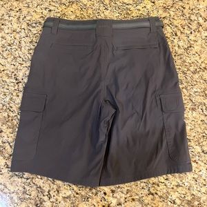 Size 32 Orvis Cargo Shorts!